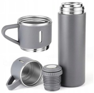 Termos turystyczny próżniowy + 3 kubki czarny 500ML